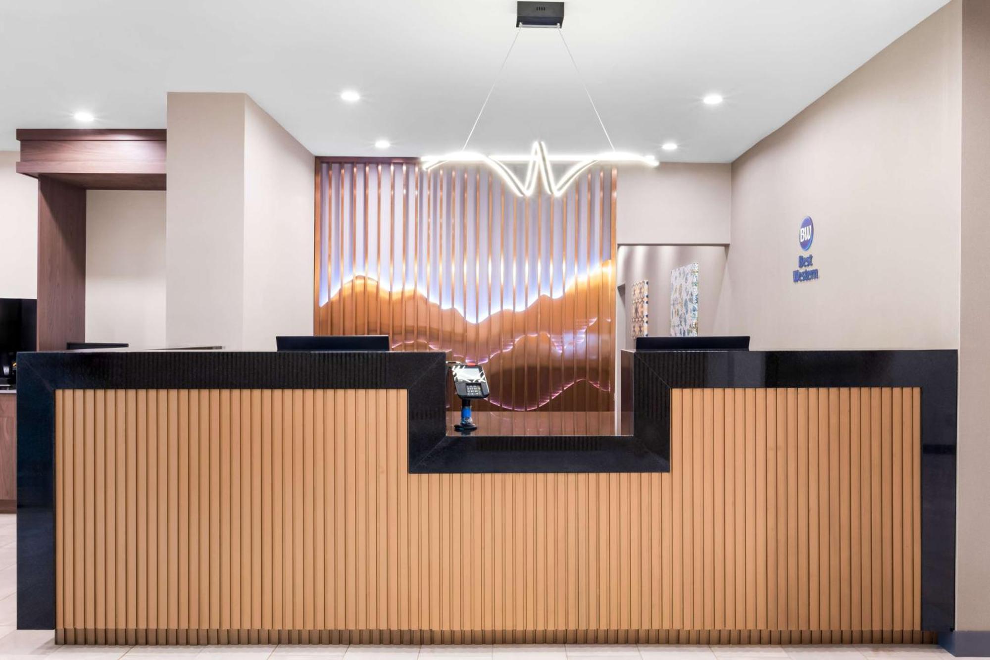 Best Western Niantic - New London, Mystic Area Exteriér fotografie